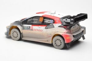 Toyota GR Yaris Rally1 #69 K. Rovanpera / J. Halttunen Safari Rally Kenya 2023 Dirty Version IXO 1:18 18RMC173B Pressofusione — immagine 5 di 6