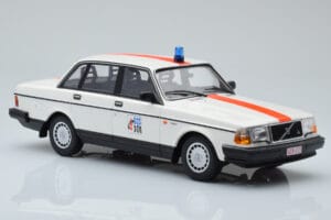 Volvo 240 GL Polizia Belgio Minichamps 1:18 155171492 Pressofusione — immagine 4 di 6