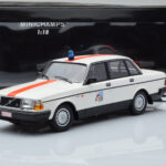 Volvo 240 GL Polizia Belgio Minichamps 1:18 - image 6 of 6