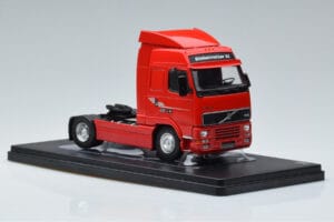 Volvo FH12 Rosso IXO 1:43 TR123 Pressofusione — immagine 4 di 6