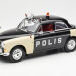 Volvo P121 Polizia Revell 1:18 8904