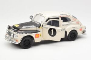 Volvo PV 544 Rally Revell 1:18 8922 Pressofusione — immagine 2 di 8