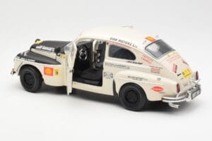 Volvo PV 544 Rally Revell 1:18 8922 Pressofusione — immagine 5 di 8