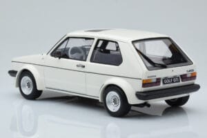Volkswagen Golf GTI Mk1 ABT Bianco Otto 1:18 OT1014 Resina — immagine 5 di 6