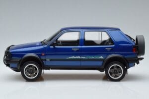 Volkswagen Golf Country Mk2 Blu Otto 1:18 OT973 Resina — immagine 3 di 6