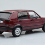 Volkswagen Golf GTI Mk2 Rosso MCG 1:18 - image 2 of 6