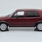 Volkswagen Golf GTI Mk2 Rosso MCG 1:18 - image 3 of 6