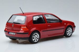 Volkswagen Golf Mk4 Rosso Norev 1:18 188573 Pressofusione — immagine 3 di 7