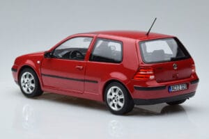 Volkswagen Golf Mk4 Rosso Norev 1:18 188573 Pressofusione — immagine 6 di 7