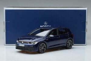 Volkswagen Golf GTI Mk8 Blu Norev 1:18 188594 Pressofusione — immagine 7 di 7