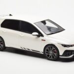 Volkswagen Golf GTI Mk8 Clubsport Bianco Otto 1:18 OT986 - image 4 of 6