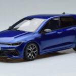Volkswagen Golf Mk8 R Blu Otto 1:18