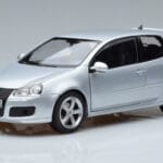 Volkswagen Golf GTI Mk5 Pirelli Edition Argento Norev 1:18 188425 Pressofusione