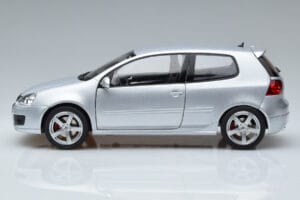 Volkswagen Golf GTI Mk5 Pirelli Edition Argento Norev 1:18 188425 Pressofusione — immagine 4 di 7