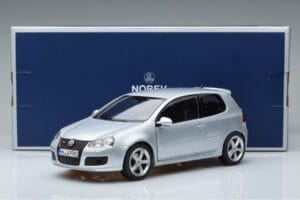 Volkswagen Golf GTI Mk5 Pirelli Edition Argento Norev 1:18 188425 Pressofusione — immagine 7 di 7
