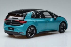 Volkswagen ID.3 Verde FAW 1:18 ZVN000001GRU Pressofusione — immagine 3 di 7