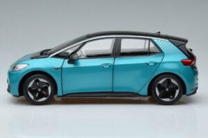Volkswagen ID.3 Verde FAW 1:18 ZVN000001GRU Pressofusione — immagine 4 di 7