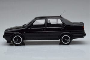 Volkswagen Jetta Mk2 Nero Otto 1:18 OT1021 Resina — immagine 3 di 6