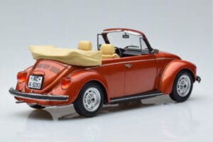 Volkswagen Beetle 1303 Cabriolet Arancione Norev 1:18 188526 Pressofusione — immagine 2 di 6