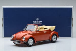 Volkswagen Beetle 1303 Cabriolet Arancione Norev 1:18 188526 Pressofusione — immagine 6 di 6