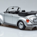 Volkswagen Beetle 1303 Cabriolet Argento Norev 1:18 - image 5 of 6