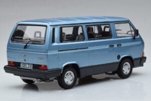 Volkswagen T3 Multivan Blu Norev 1:18 188544 Pressofusione — immagine 2 di 6