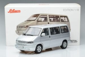 Volkswagen T4b Transporter Caravelle Minibus Schuco 1:18 450041500 Pressofusione — immagine 8 di 8