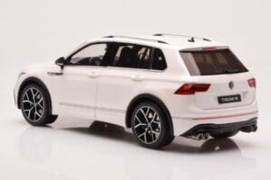 Volkswagen Tiguan R Bianco Otto 1:18 OT1001 Resina — immagine 5 di 6