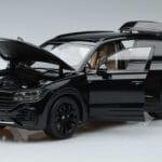 Volkswagen Touareg CR Nero FAW 1:18 LTC761021BLA Pressofusione - image 2 of 7