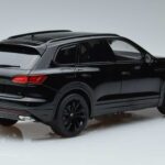 Volkswagen Touareg CR Nero FAW 1:18 LTC761021BLA Pressofusione - image 3 of 7