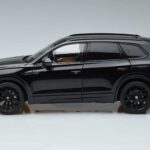 Volkswagen Touareg CR Nero FAW 1:18 LTC761021BLA Pressofusione - image 4 of 7
