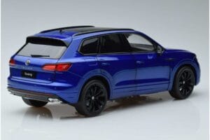 Volkswagen Touareg CR Blu FAW 1:18 LTC761021BLU Pressofusione — immagine 3 di 7
