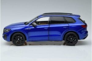 Volkswagen Touareg CR Blu FAW 1:18 LTC761021BLU Pressofusione — immagine 4 di 7