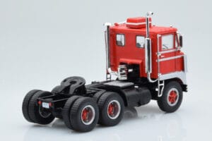 White 7400 Rosso Argento IXO 1:43 TR170 Pressofusione — immagine 2 di 5