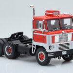 White 7400 Rosso Argento IXO 1:43 - image 3 of 5