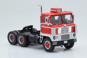 White 7400 Rosso Argento IXO 1:43 TR170 Pressofusione — immagine 3 di 5