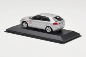 Audi A3 8P Argento Prototipo Minichamps 1:43 5010503013 Pressofusione — immagine 3 di 4