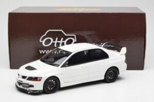 Mitsubishi Lancer Evo VIII MR FQ-400 Bianco Otto 1:18 OT777 Resina — immagine 6 di 6