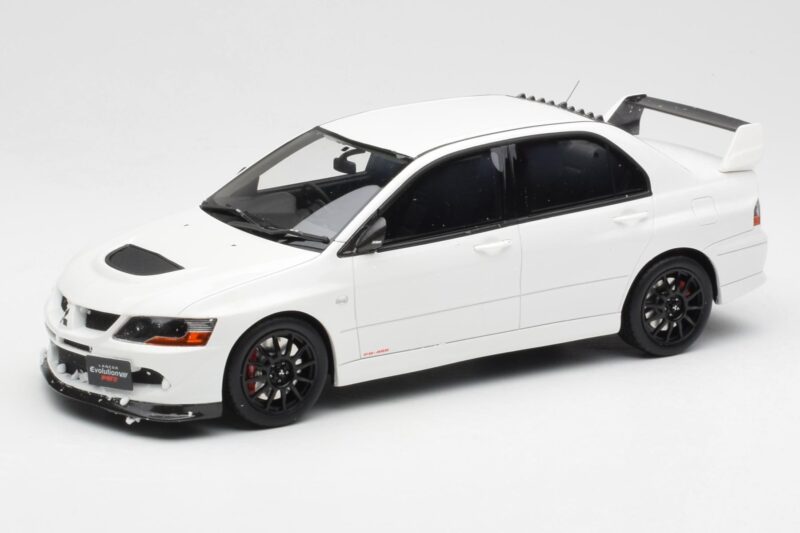 Mitsubishi Lancer Evo VIII MR FQ-400 Bianco Otto 1:18