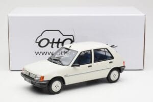 Peugeot 205 Junior Bianco Otto 1:18 OT463 Resina — immagine 6 di 6
