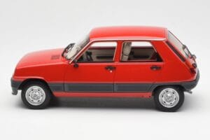 Renault 5 GTL Rosso Otto 1:18 OT1147 Resina — immagine 3 di 6