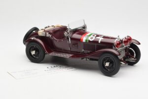 Alfa Romeo 1750 GS Spider #84 T. Nuvolari / B. Guidotti Mille Miglia Winner 1930 CMC 1:18 M-141 Pressofusione — immagine 4 di 6