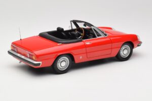 Alfa Romeo 2000 Spider Rosso Minichamps 1:18 180120930 Pressofusione — immagine 3 di 8