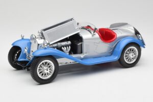 Alfa Romeo 2300 Spider Blu Argento Bburago 1:18 3008 Pressofusione — immagine 2 di 8