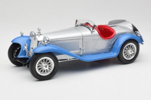 Alfa Romeo 2300 Spider Blu Argento Bburago 1:18 3008 Pressofusione