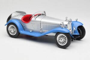 Alfa Romeo 2300 Spider Blu Argento Bburago 1:18 3008 Pressofusione — immagine 6 di 8
