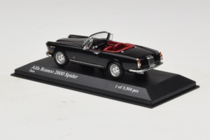 Alfa Romeo 2600 Spider Nero Minichamps 1:43 400120630 Pressofusione — immagine 3 di 4