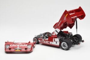 Alfa Romeo 33TT 12 #1 A. Merzario / J. Laffite 1000km Nurburgring Winner 1975 AUTOart 1:18 87505 Pressofusione — immagine 5 di 8