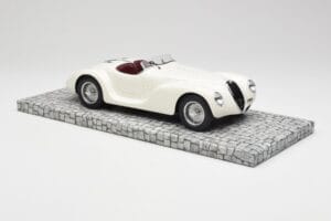 Alfa Romeo 6C 2500 SS Corsa Spider Bianco Minichamps 1:18 107120232 Resina — immagine 4 di 6