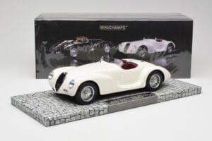 Alfa Romeo 6C 2500 SS Corsa Spider Bianco Minichamps 1:18 107120232 Resina — immagine 6 di 6